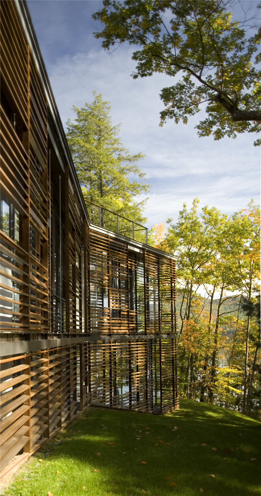 GLUCK+  | Lakeside Retreat