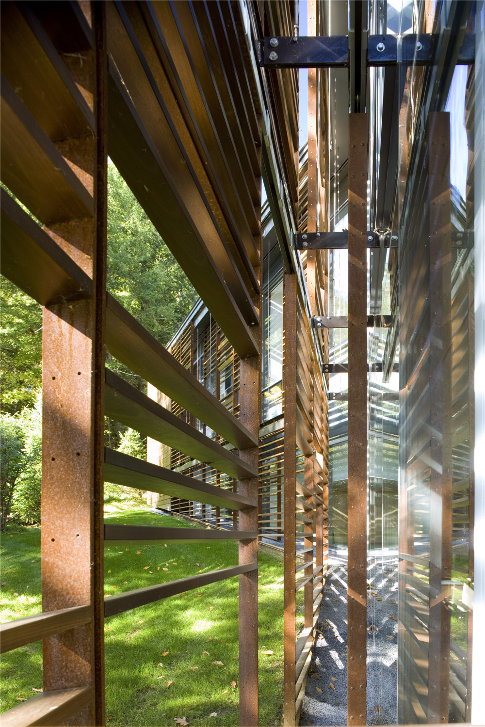 GLUCK+  | Lakeside Retreat