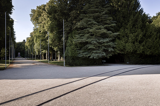 Gilles Brusset | 第三列火车