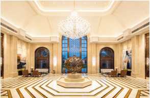 园路铺装--别具匠心的控制轴线 铺装石材是从108种石材中精选26种园林石材，最终甄选出蒂诺米黄、埃及米黄、 ...