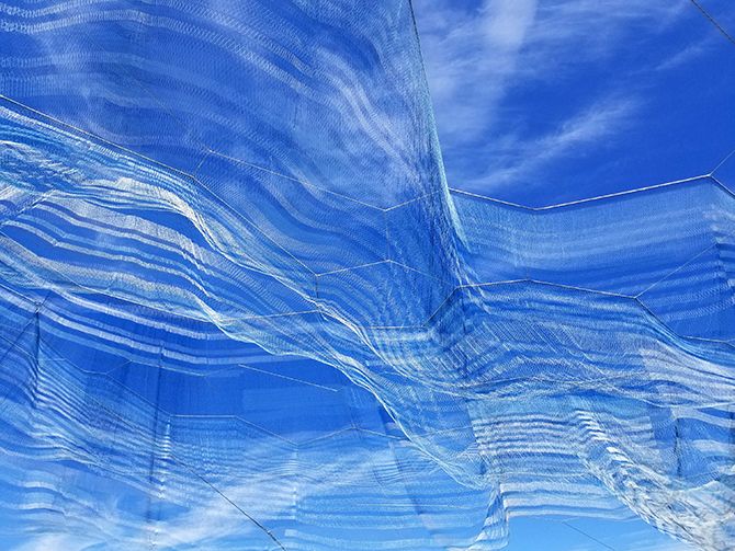 JANET ECHELMAN | 炫彩曲弧