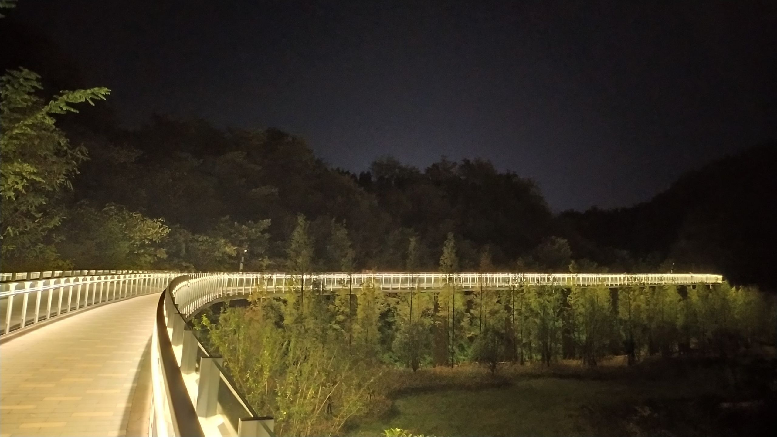凤凰山休闲公园整治工程