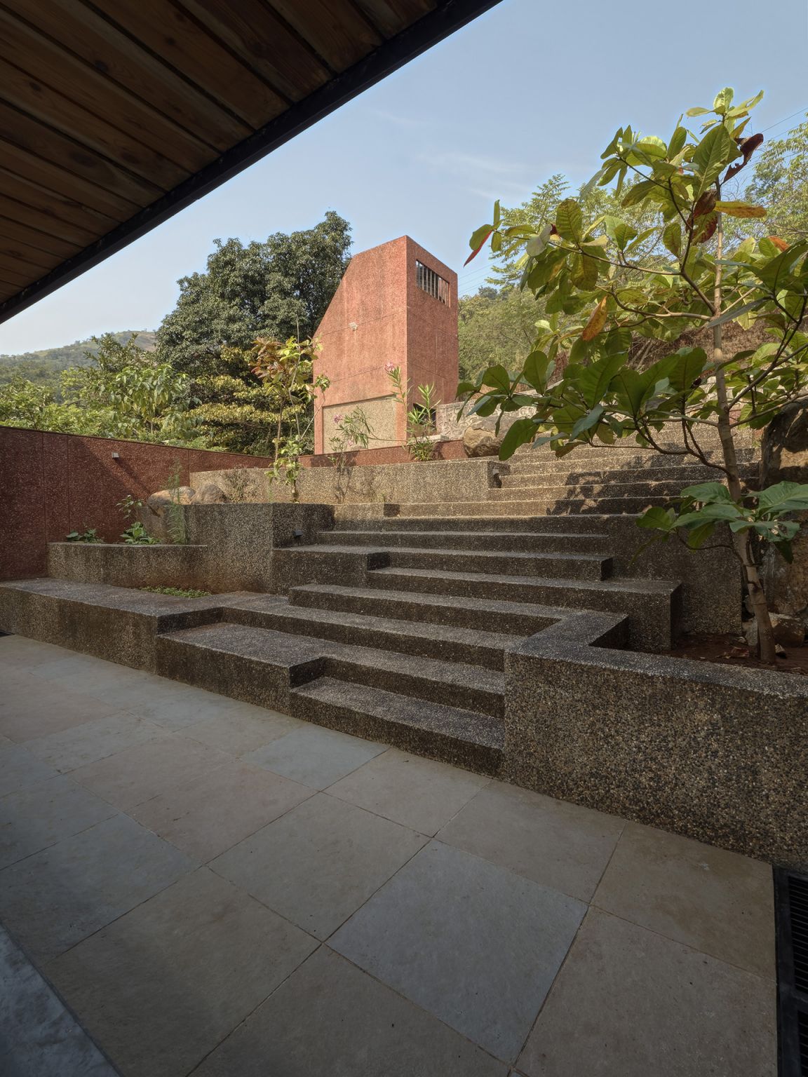 园冶杯参赛作品 | Red Brick Studio: 印度浦那倒拱顶住宅