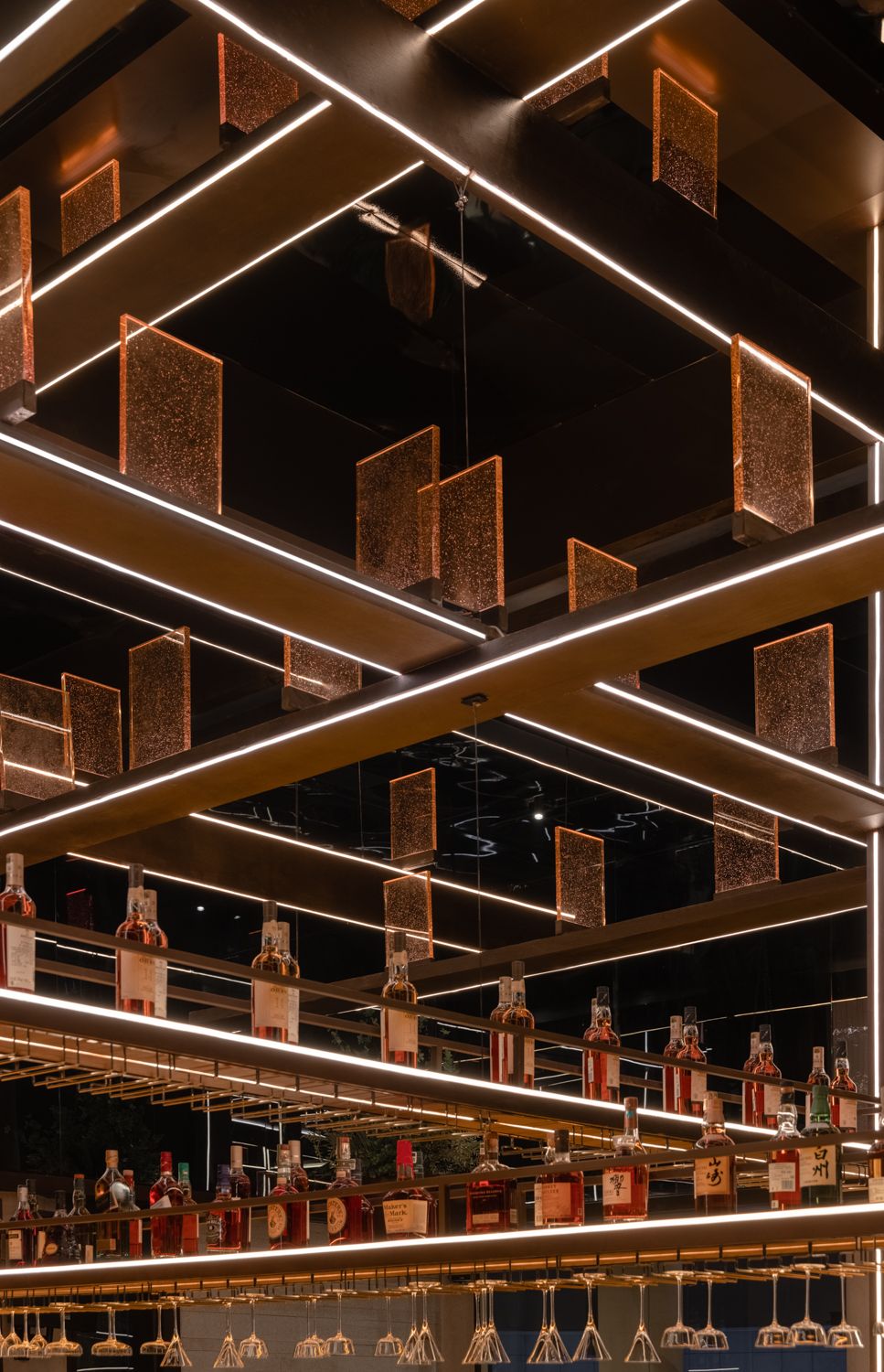 RooMoo | Le Coq wine &amp; bistro