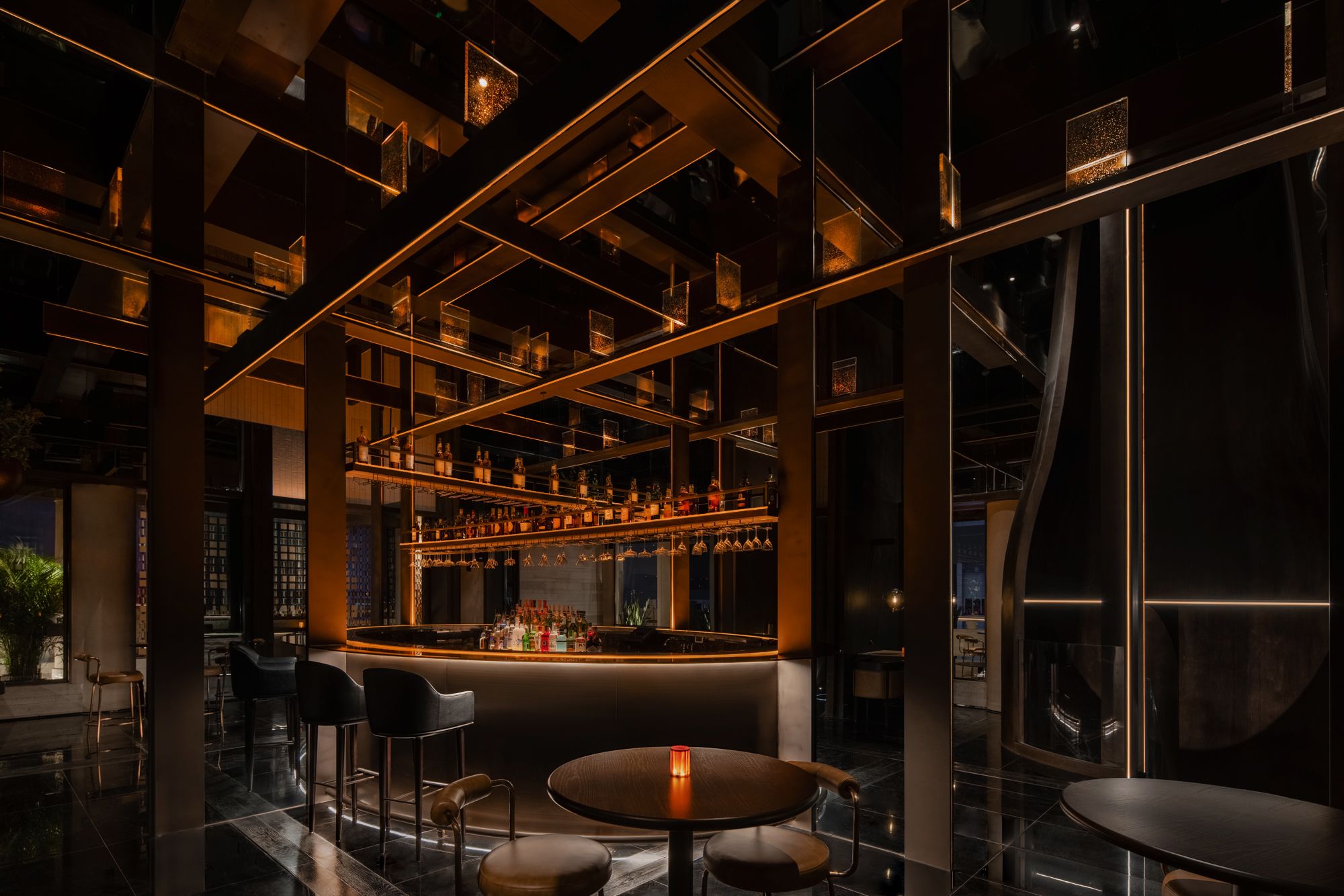 RooMoo | Le Coq wine &amp; bistro