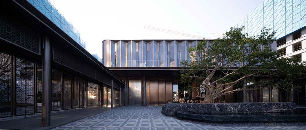 04.二重·以园造境，见尊享秩序——酒店式主入口.jpg