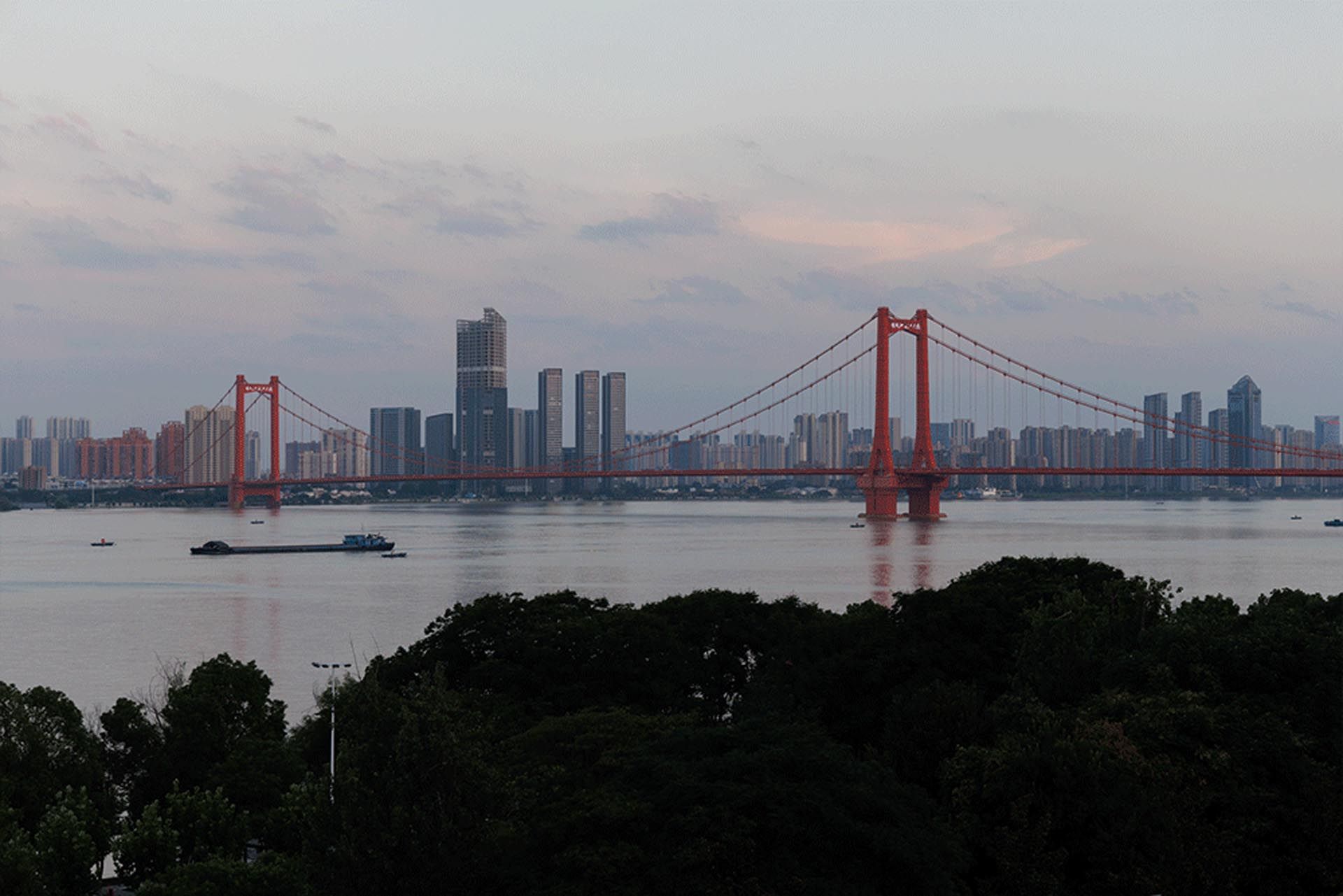 ZTEN_2272城市.jpg