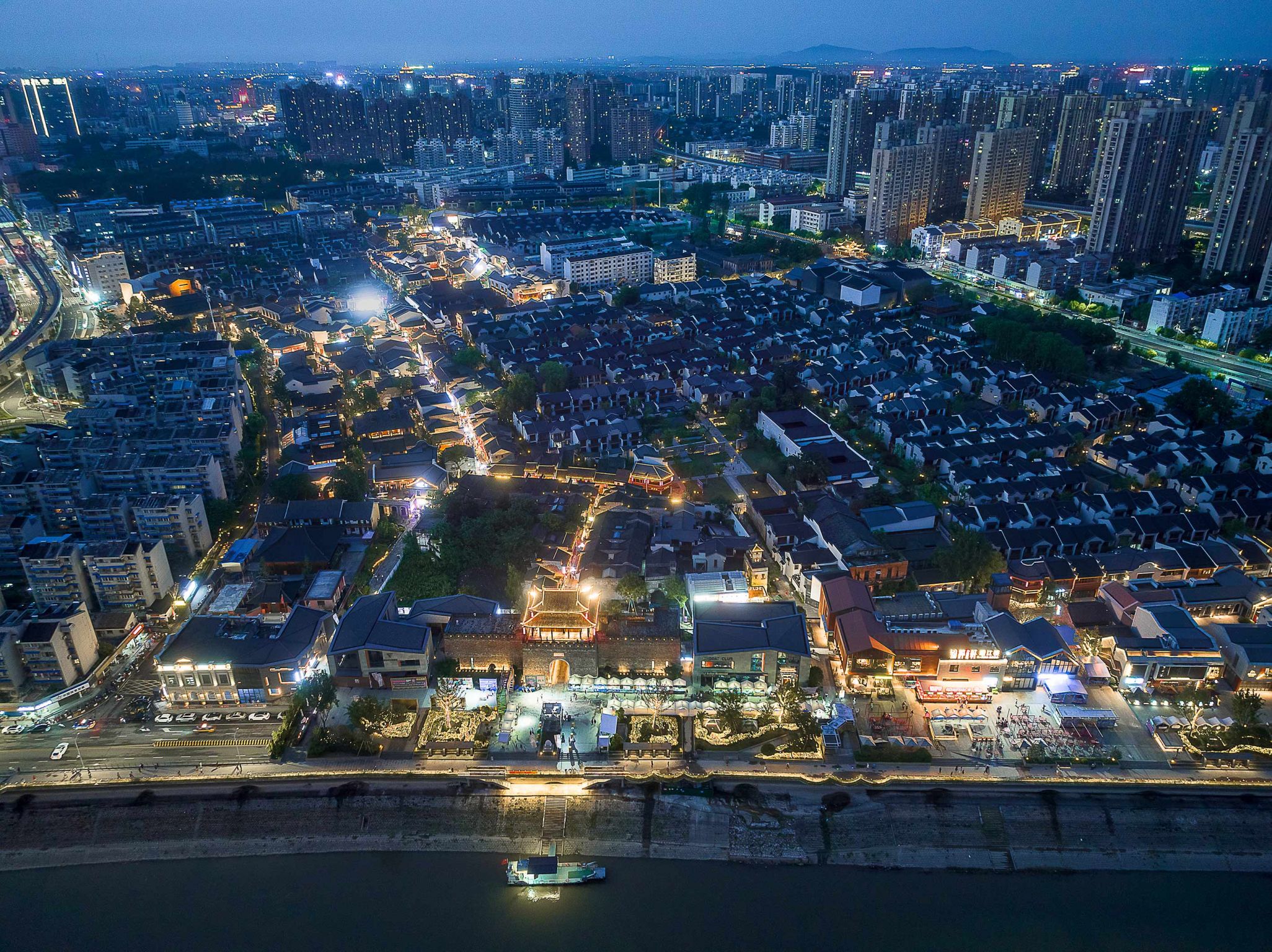 南门滨江休闲带-(1).jpg