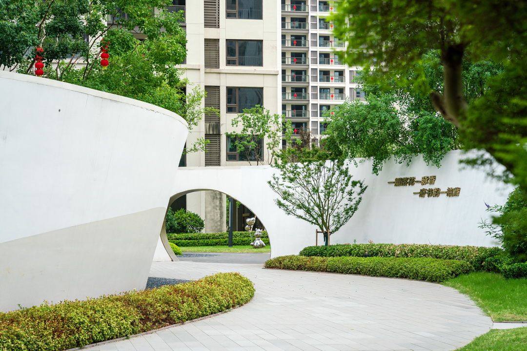 _KLC1315_调整大小.jpg