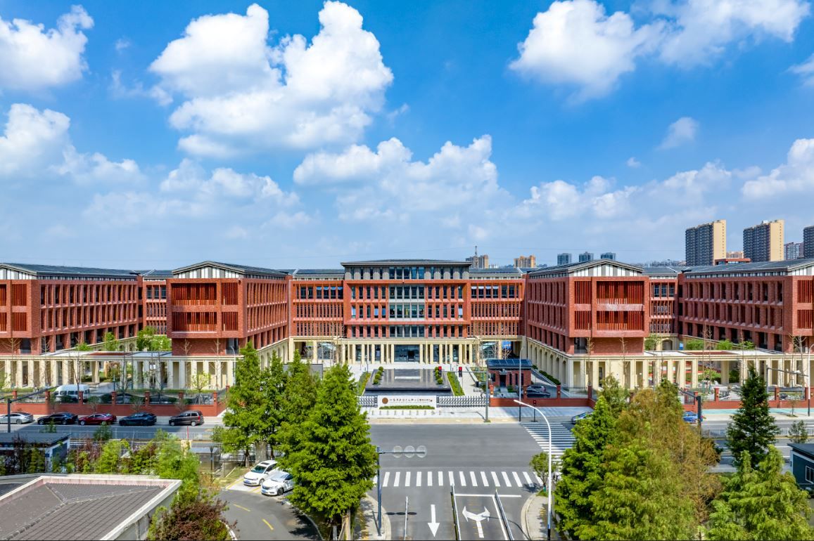 主入口实景图2