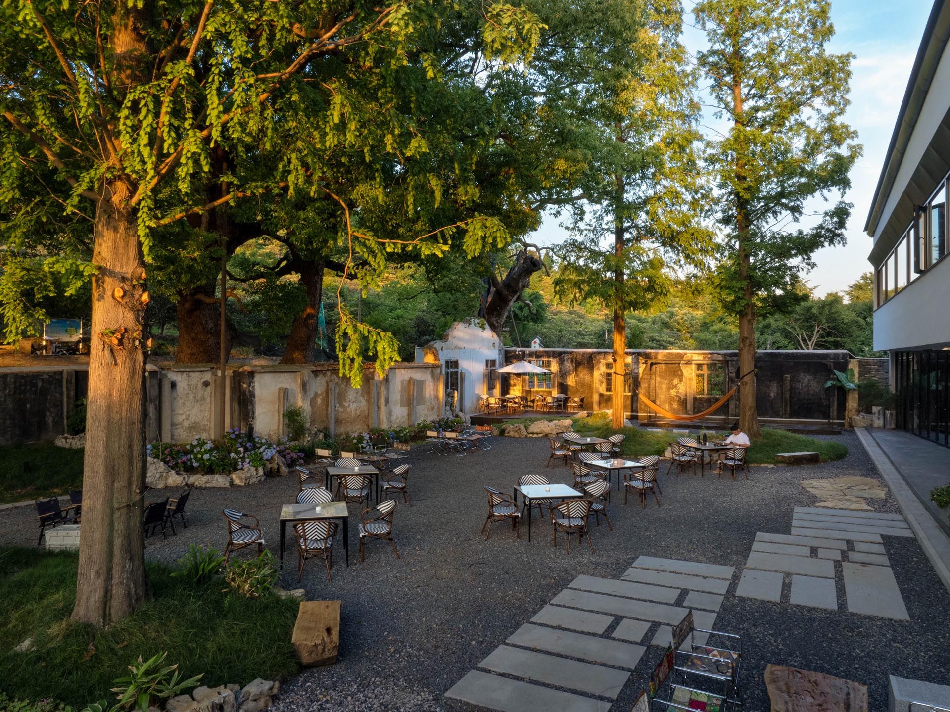 庭院西侧鸟瞰@卢小平 (1)-min.jpg