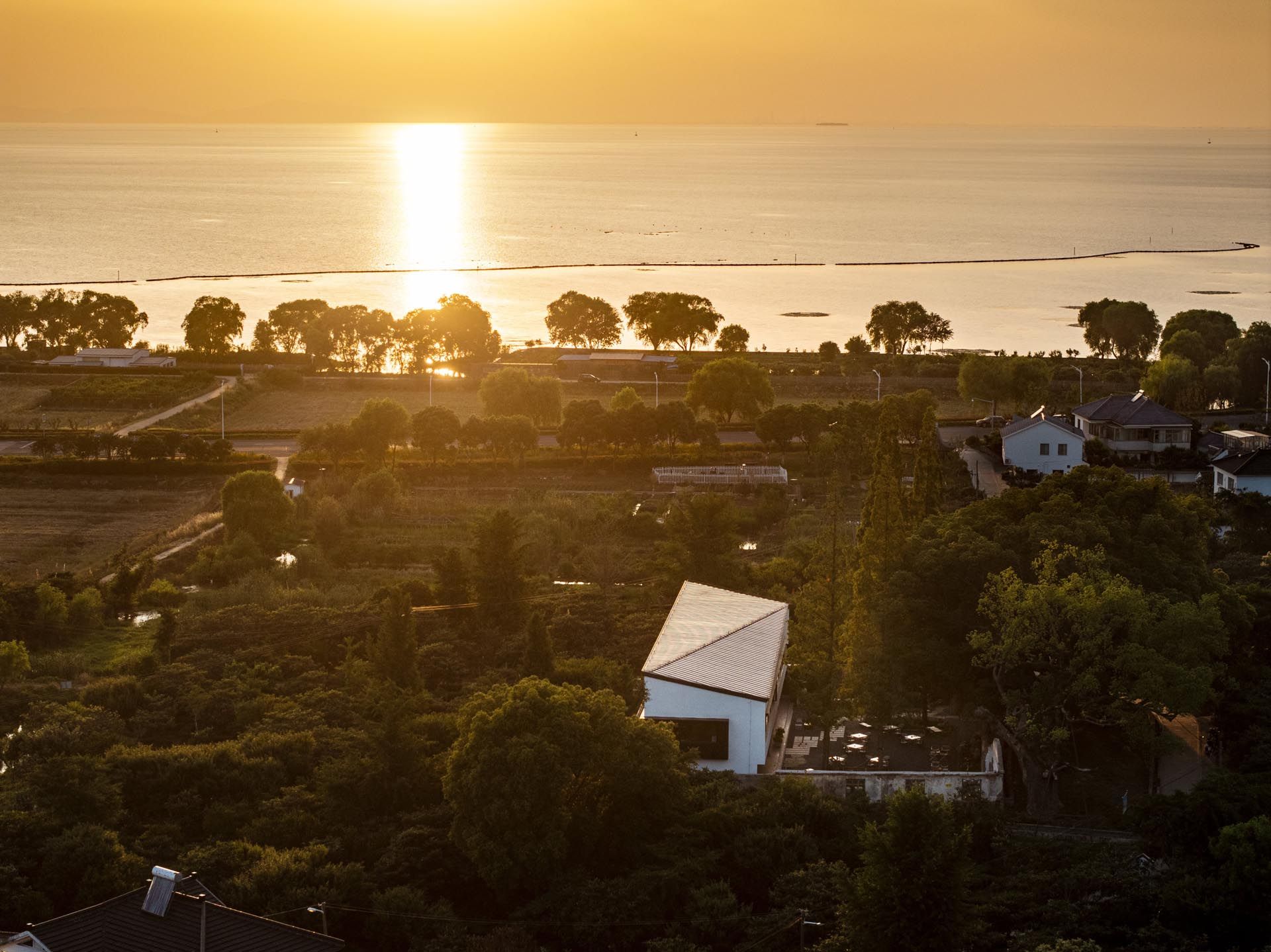 庭院西侧鸟瞰@卢小平 (2)-min.jpg