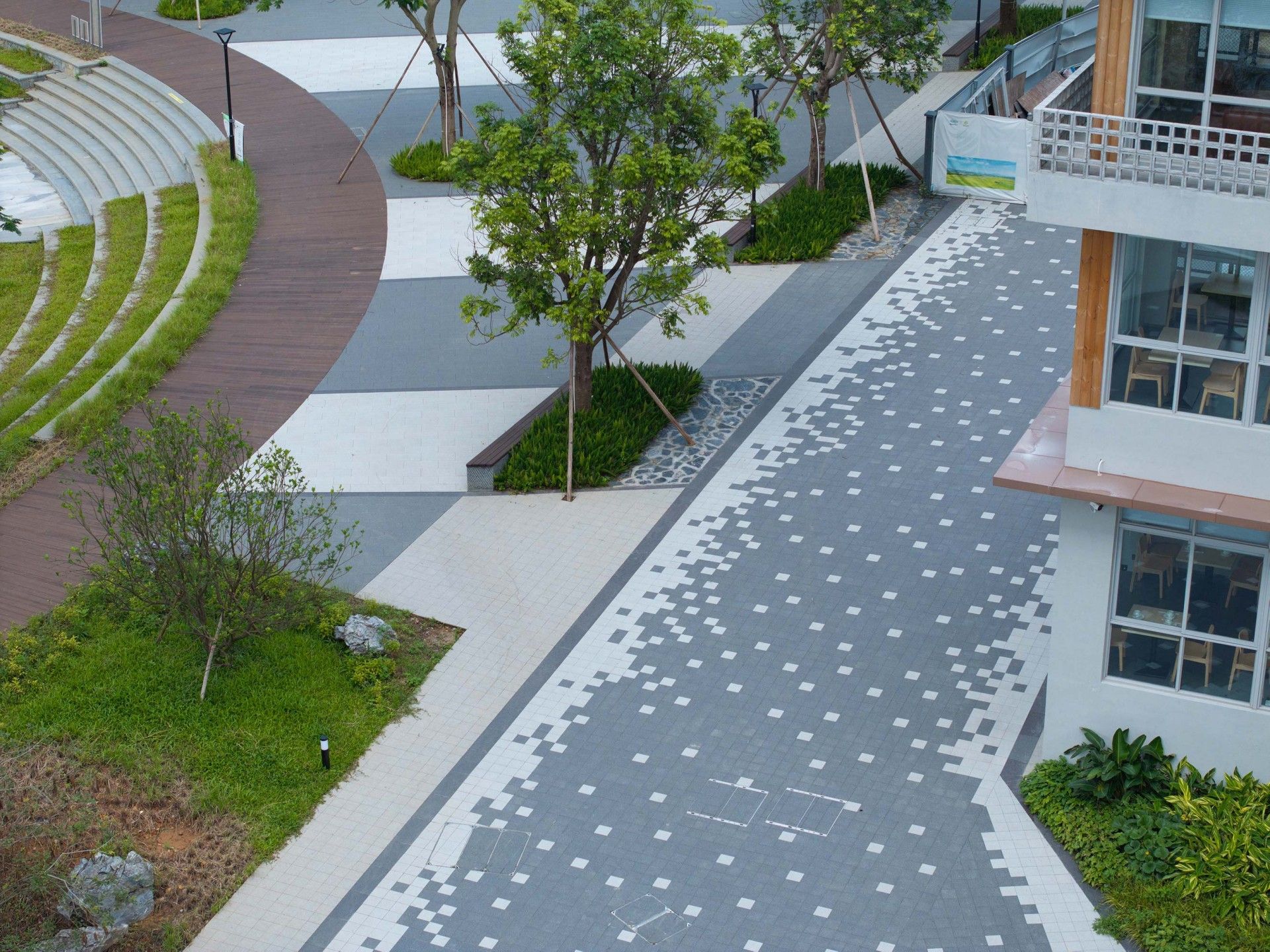 08.村落集市广场.jpg