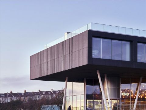 OMA作品：布莱顿学院