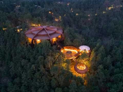 　纬图设计机构 | 齐云山树屋世界