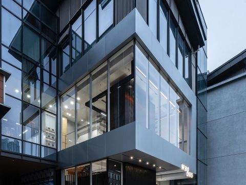 未来以北工作室 | WHOOSIS成都店