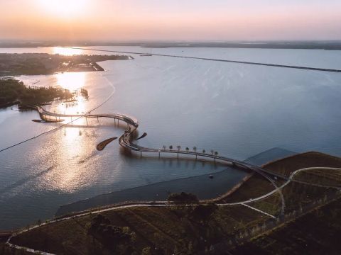 BAU | 上海青浦环元荡贯通桥