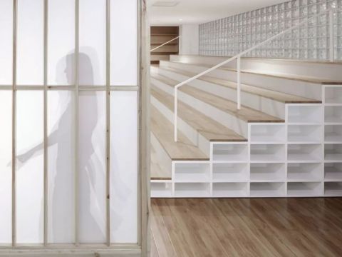 郦文曦建筑事务所 | 四件异尺度家具