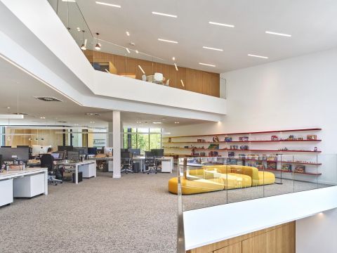 Octavio Mestre   Elastiko | Magic Box Headquarters—Magic Box玩具公司总部