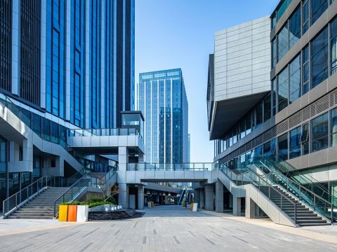 商丘建业总部港