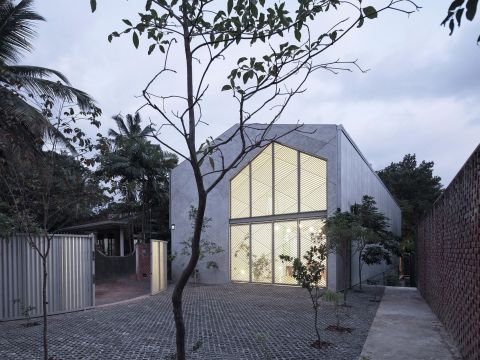 ReAD Studio | House in a House