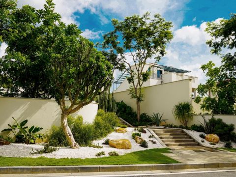 三亚温泉谷度假村及休闲养生中心项目一期A1718地块三标段园林景观工程