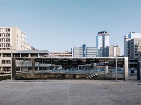 aa-ls luigiserboliarchitetti | Canopies of the main entrances of the Brescia below-ground underground stations