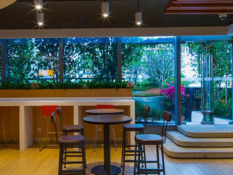 深交行总部大楼